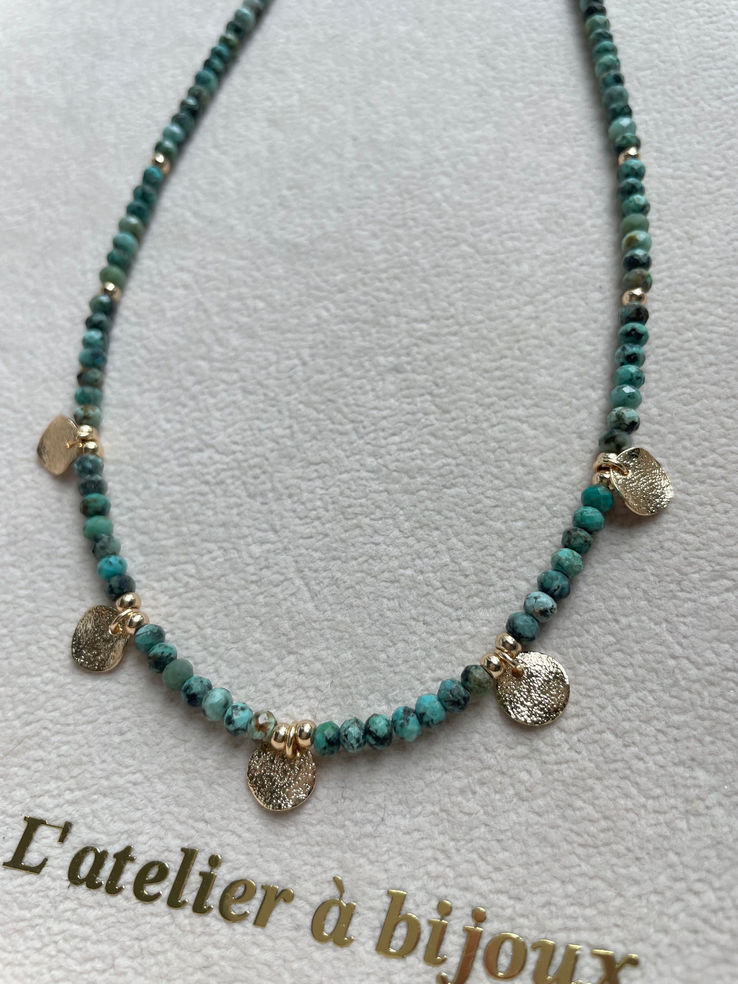 Vòng cổ Bellia gemstone