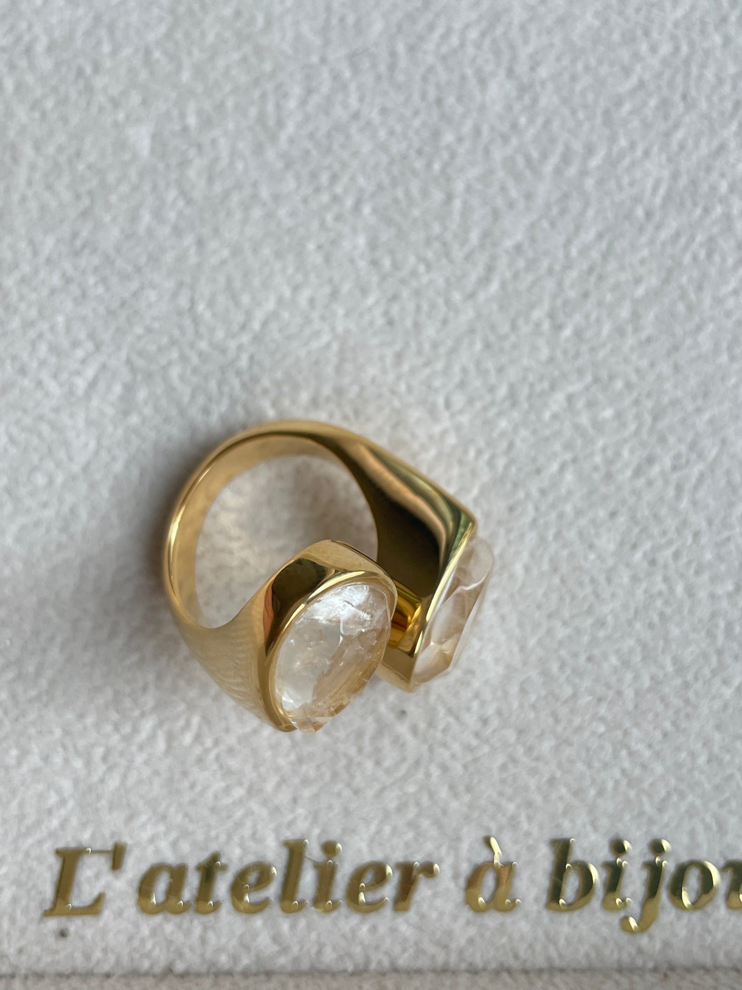Nhẫn thời trang pha lê